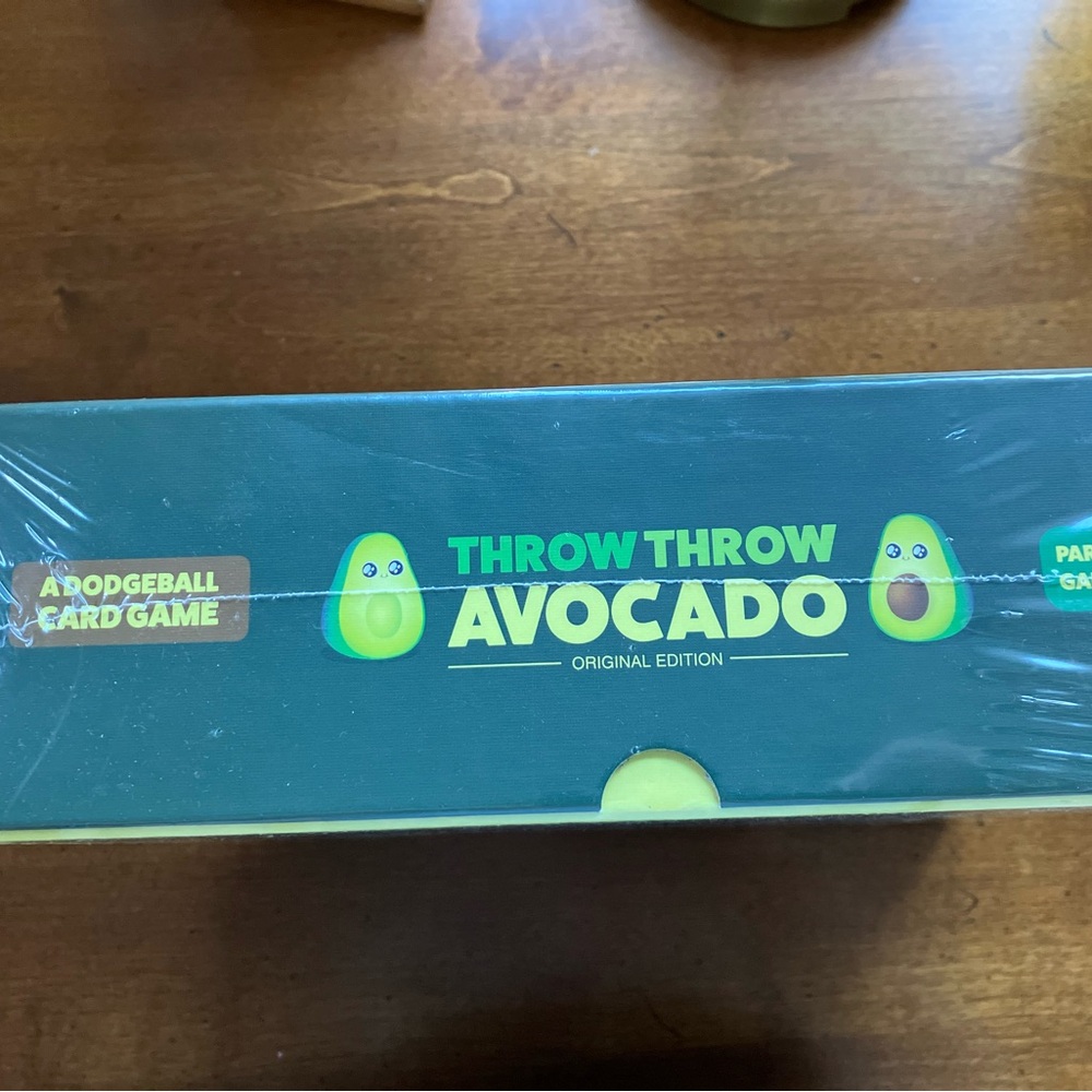NEW Exploding Kittens Throw Throw Avocado Card Game - Picture 5 of 7